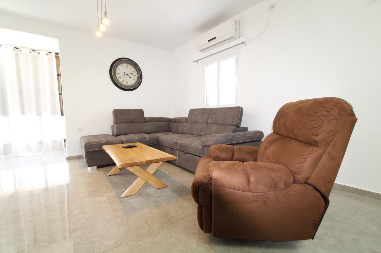 Arendaizrail Apartments - Khana Szenes Street 29 Bat Yam Luaran gambar